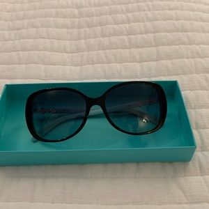 ***NEW***TIFFANY & CO. Sunglasses